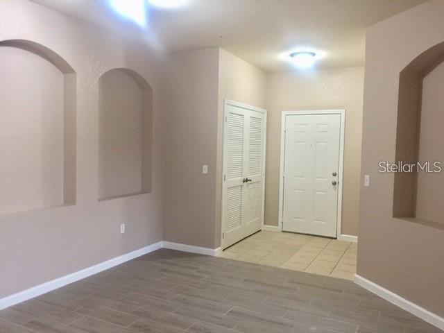 FLORA RIDGE PH 11 CONDO - Residential Lease