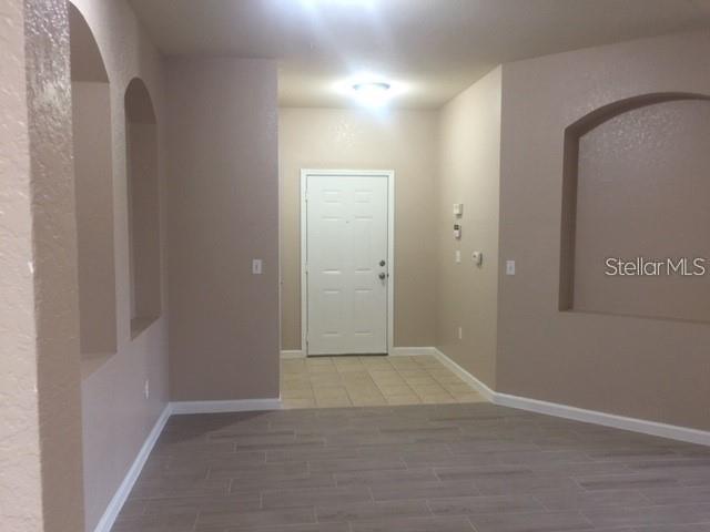FLORA RIDGE PH 11 CONDO - Residential Lease