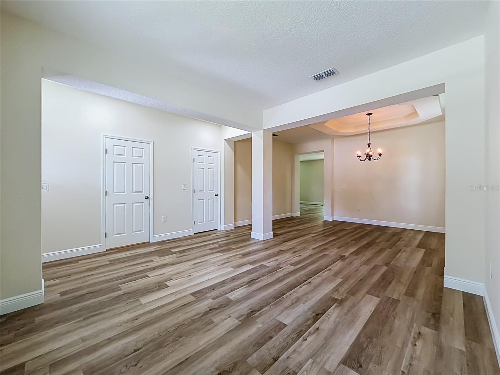TRIPLET LAKE SHORES 3RD ADD - Residential