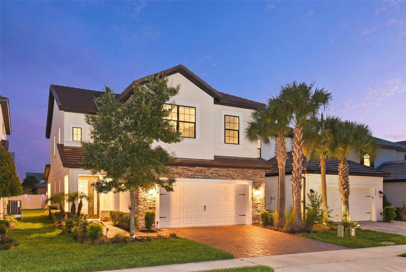 LANDINGS AT HAWKS CREST - Residential
