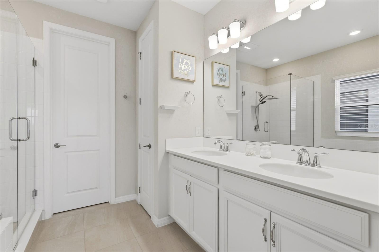 LANDINGS AT HAWKS CREST - Residential
