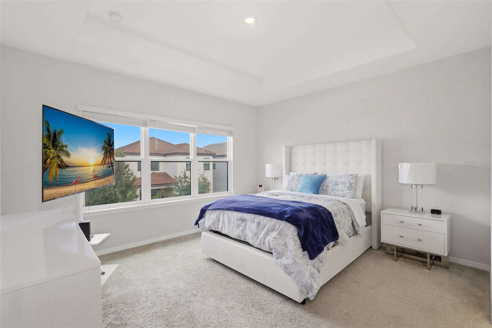 LANDINGS AT HAWKS CREST - Residential