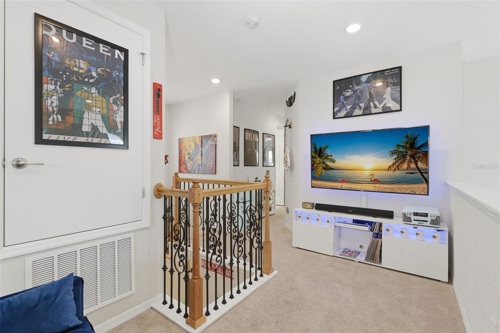 LANDINGS AT HAWKS CREST - Residential