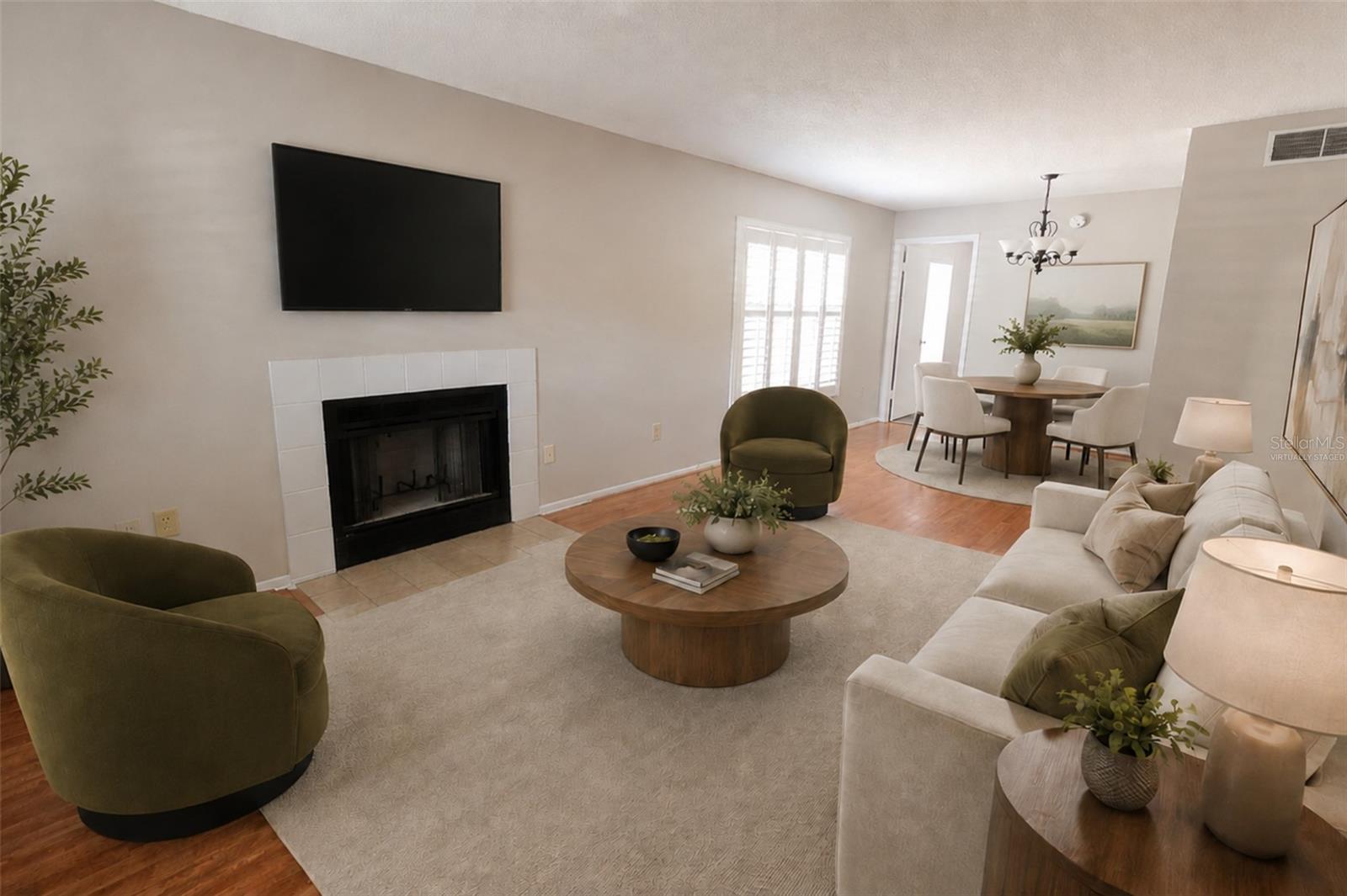 NORTH OAKS CONDO IV - Residential