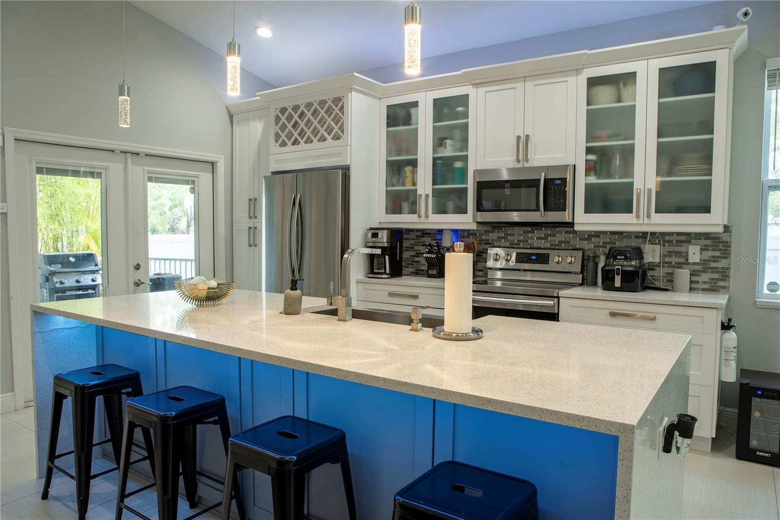 SULPHUR SPGS - Residential