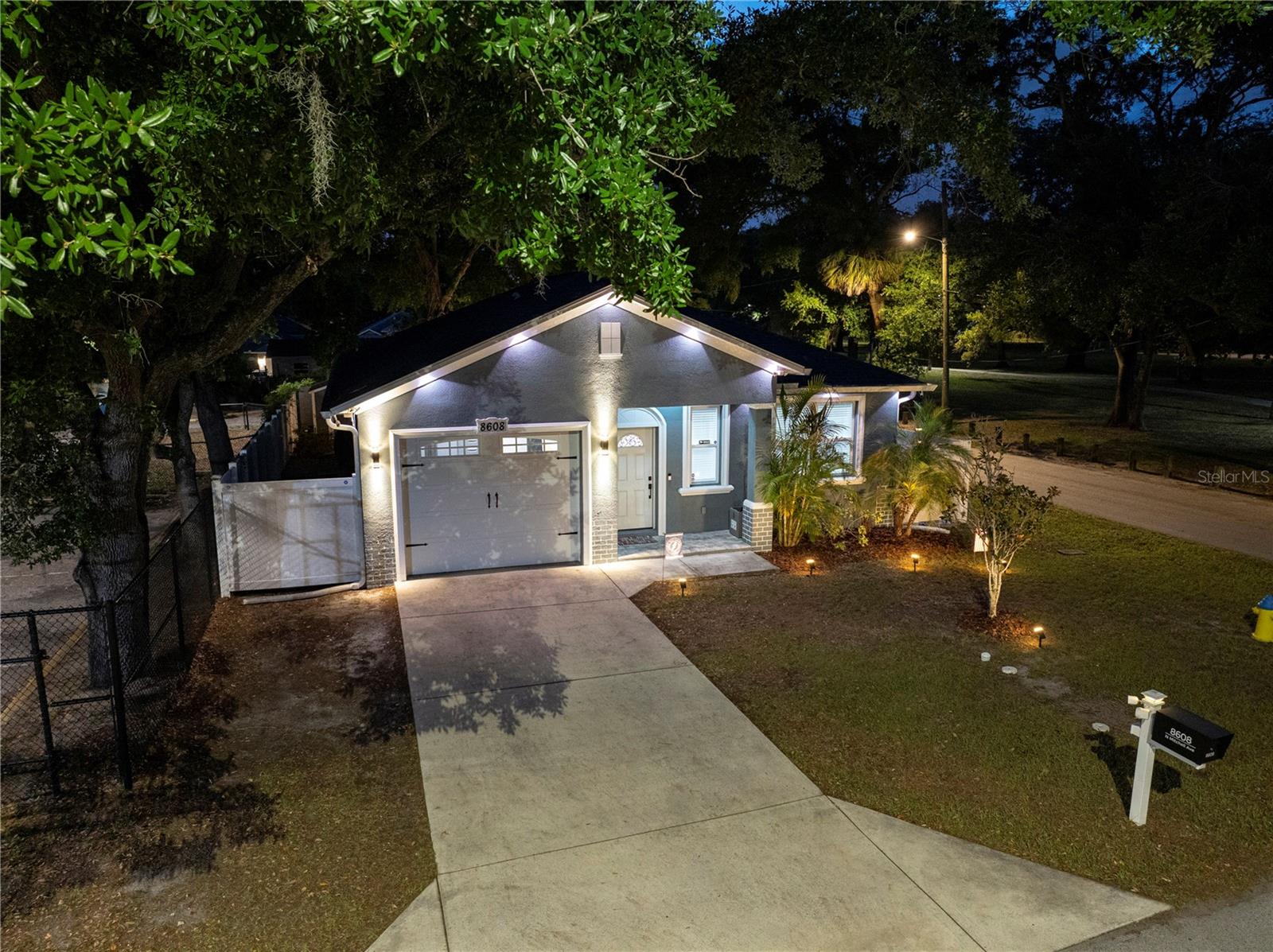 SULPHUR SPGS - Residential