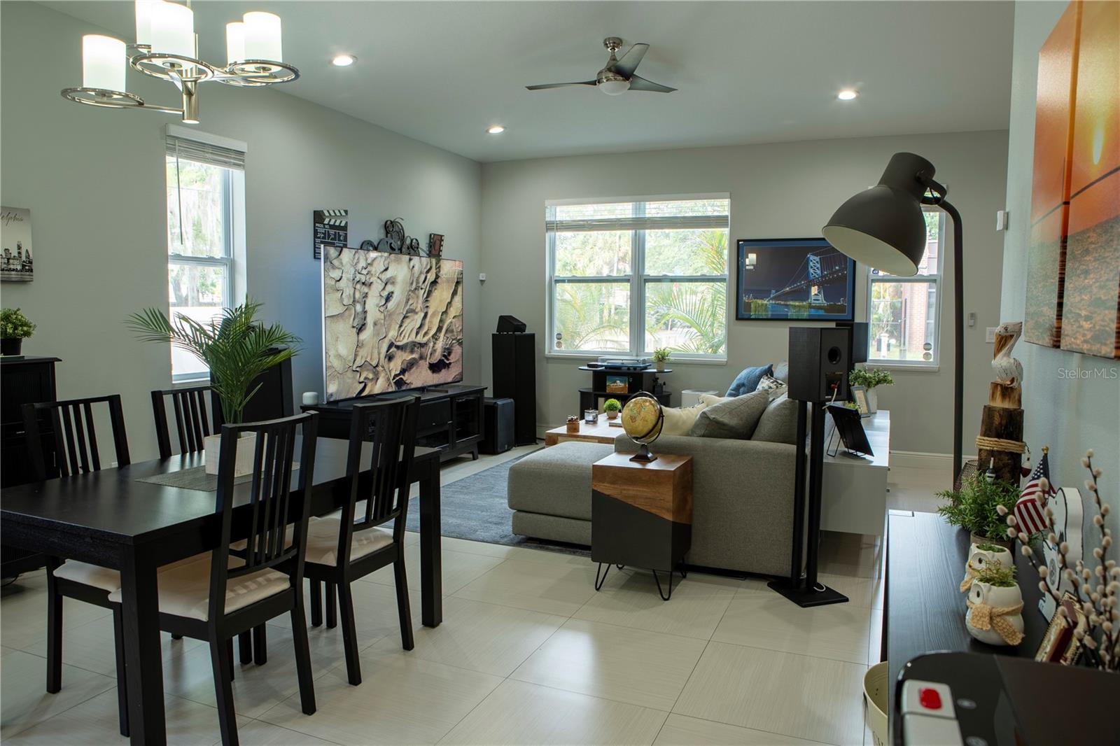 SULPHUR SPGS - Residential