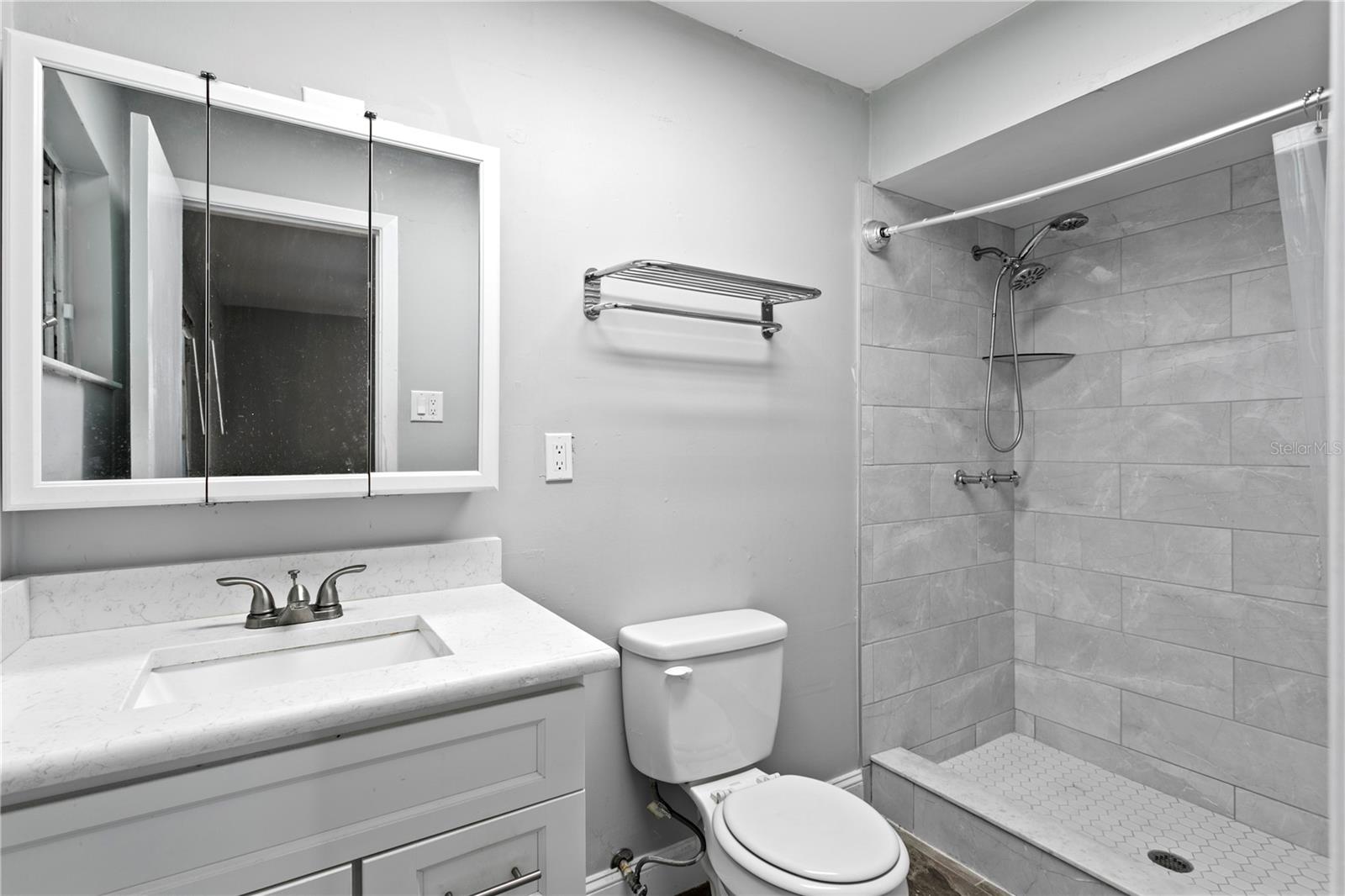 TEMPLE TERRACE ESTATES - Residential Lease