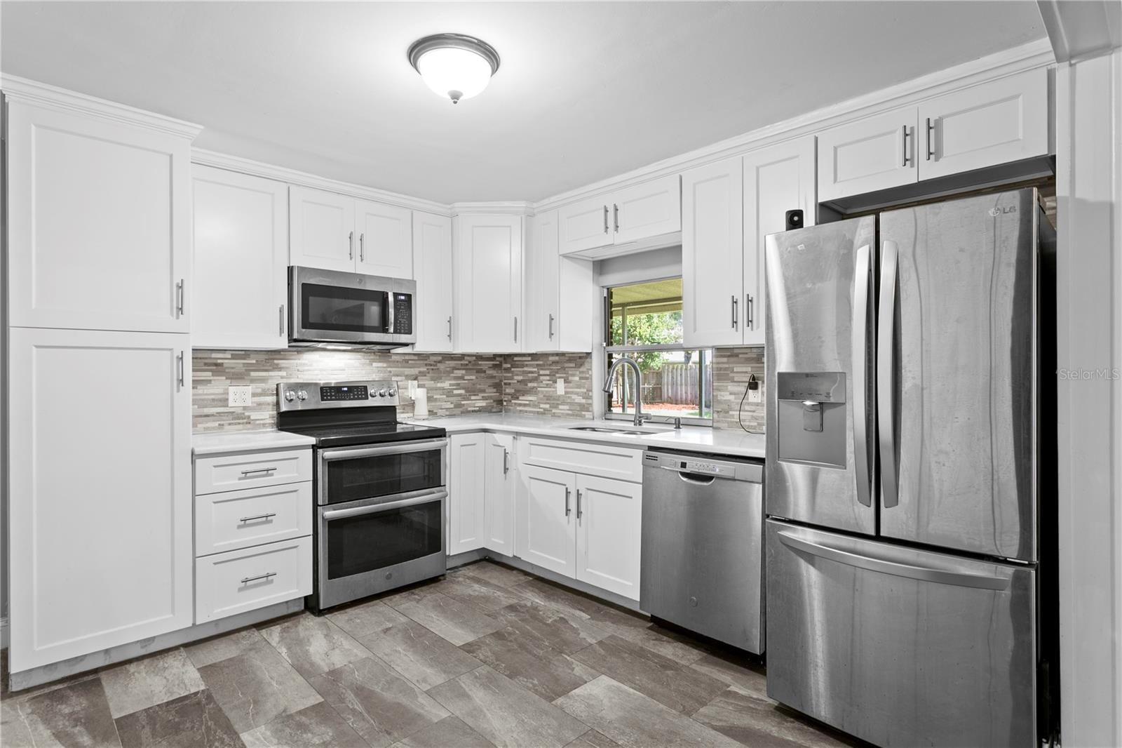 TEMPLE TERRACE ESTATES - Residential Lease