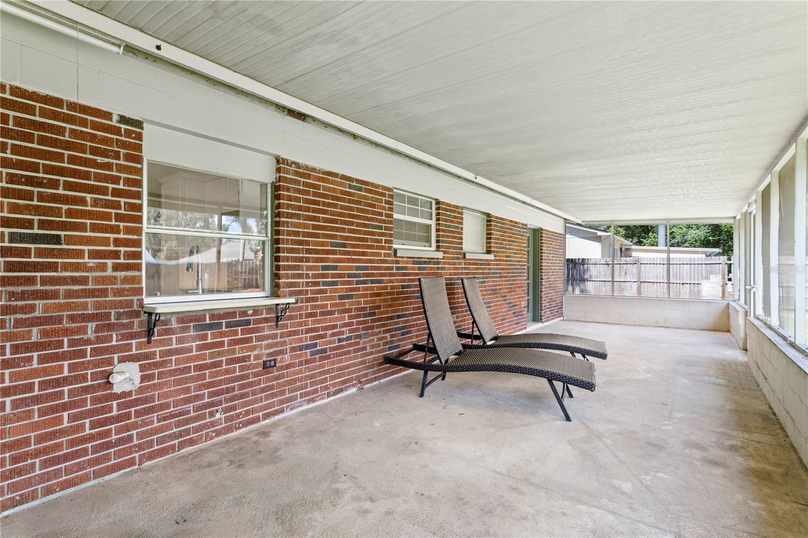TEMPLE TERRACE ESTATES - Residential Lease