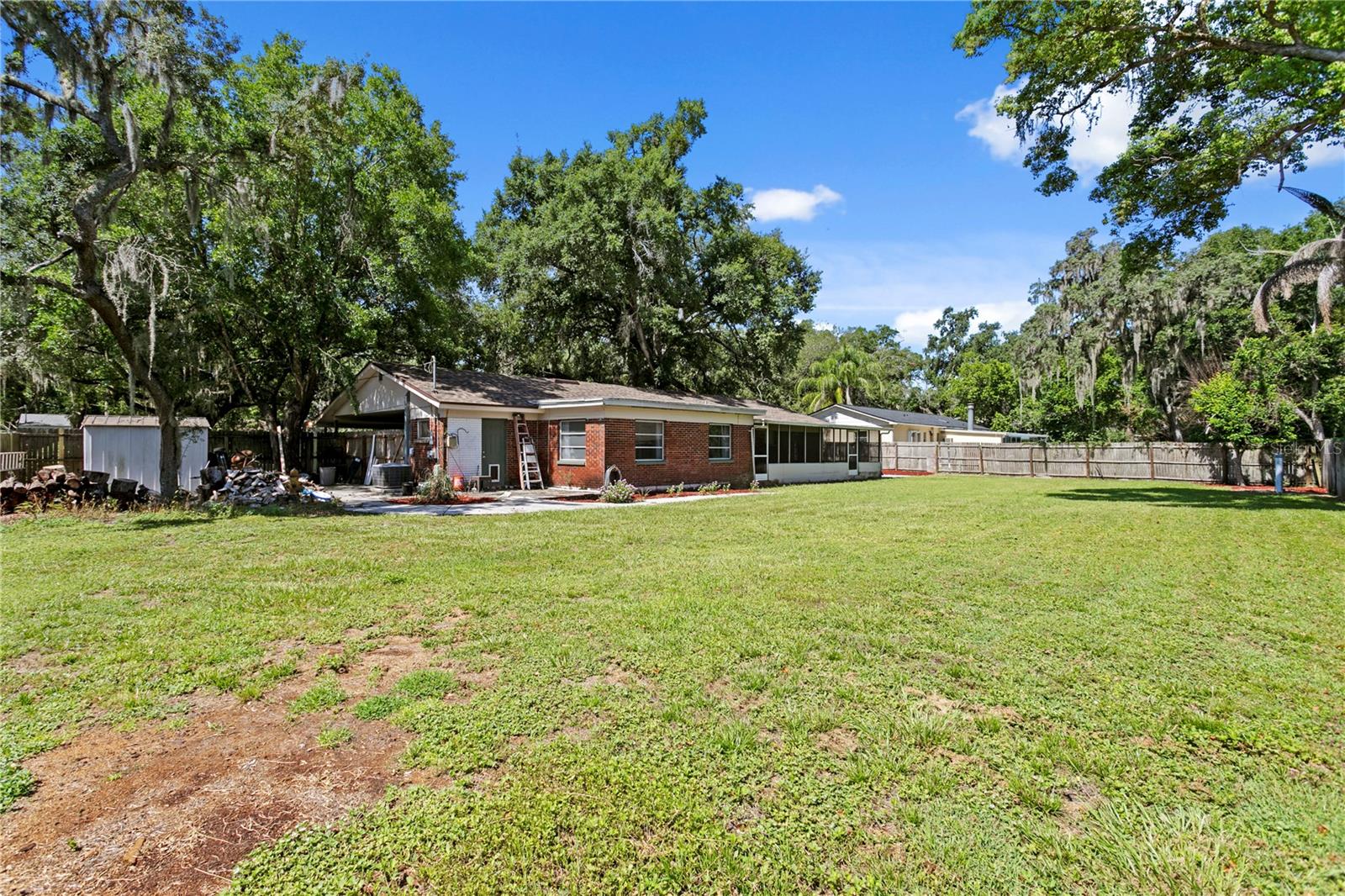 TEMPLE TERRACE ESTATES - Residential Lease