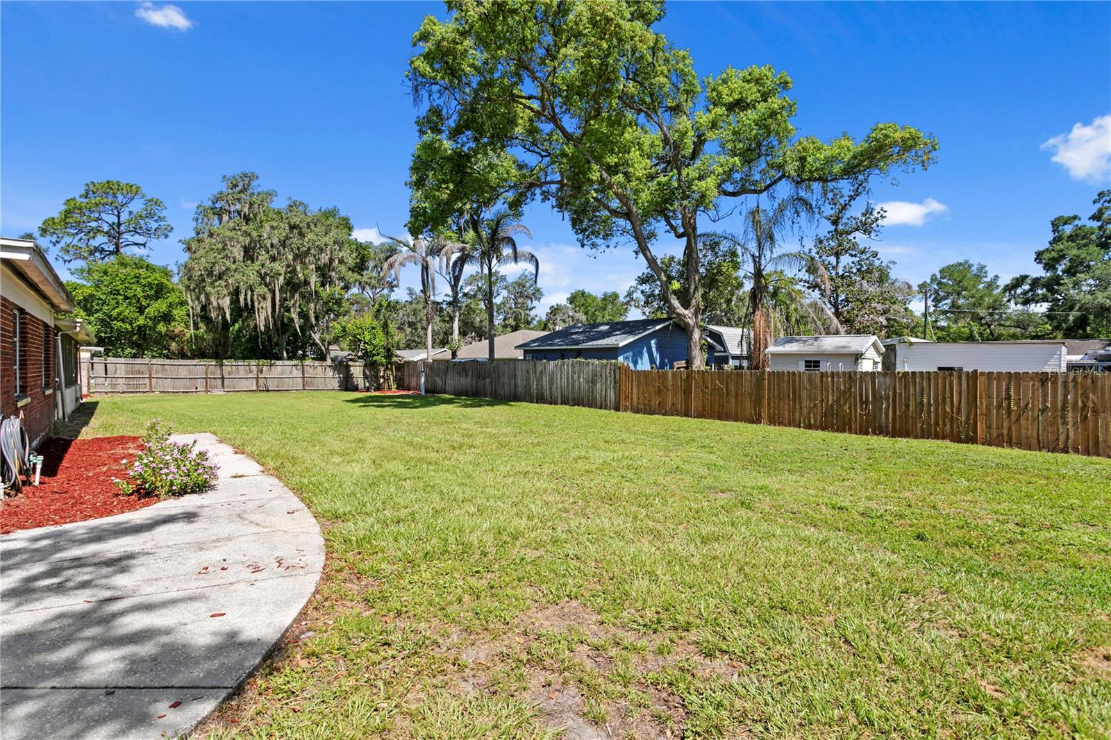 TEMPLE TERRACE ESTATES - Residential Lease