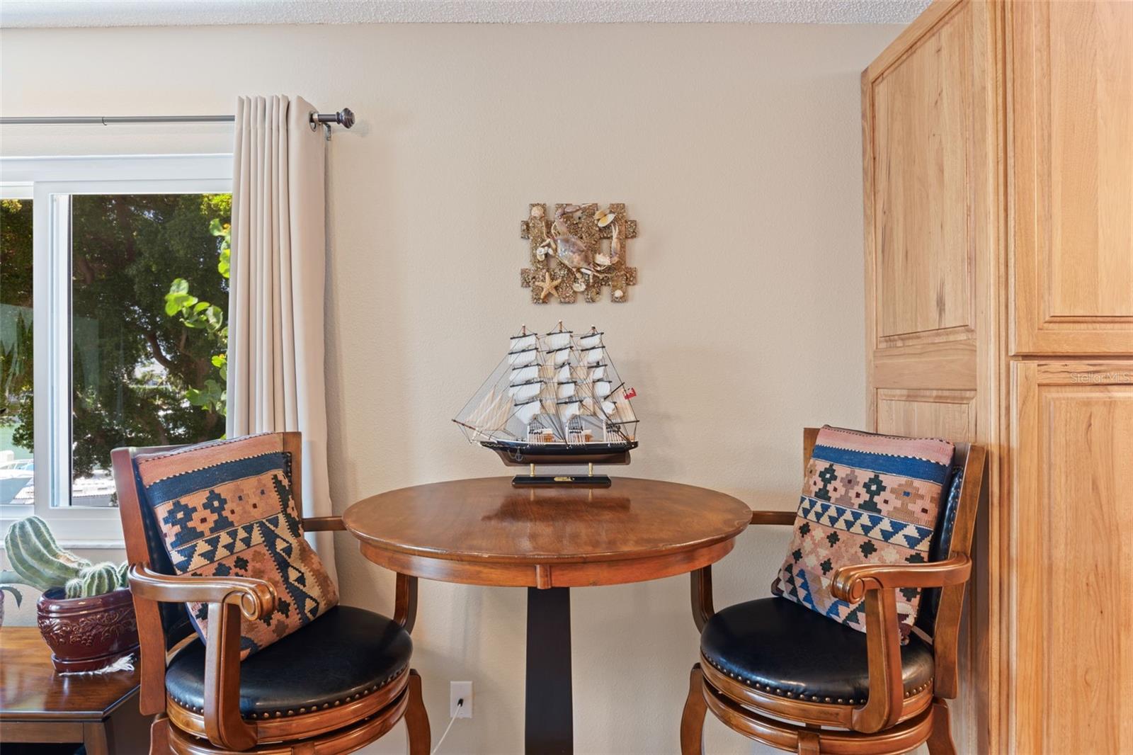 PALMS OF TIERRA - Residential