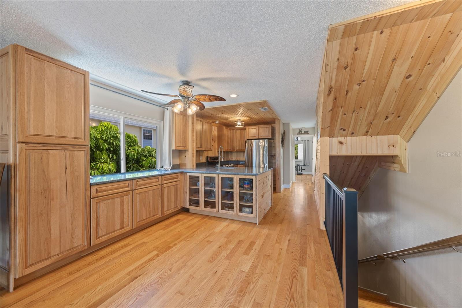 PALMS OF TIERRA - Residential