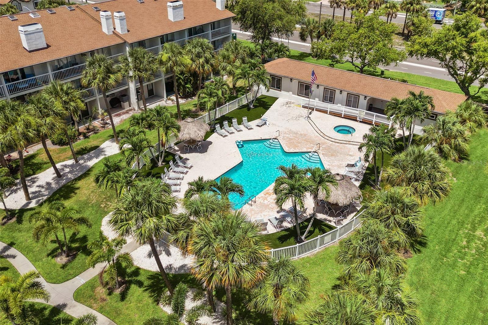 PALMS OF TIERRA - Residential