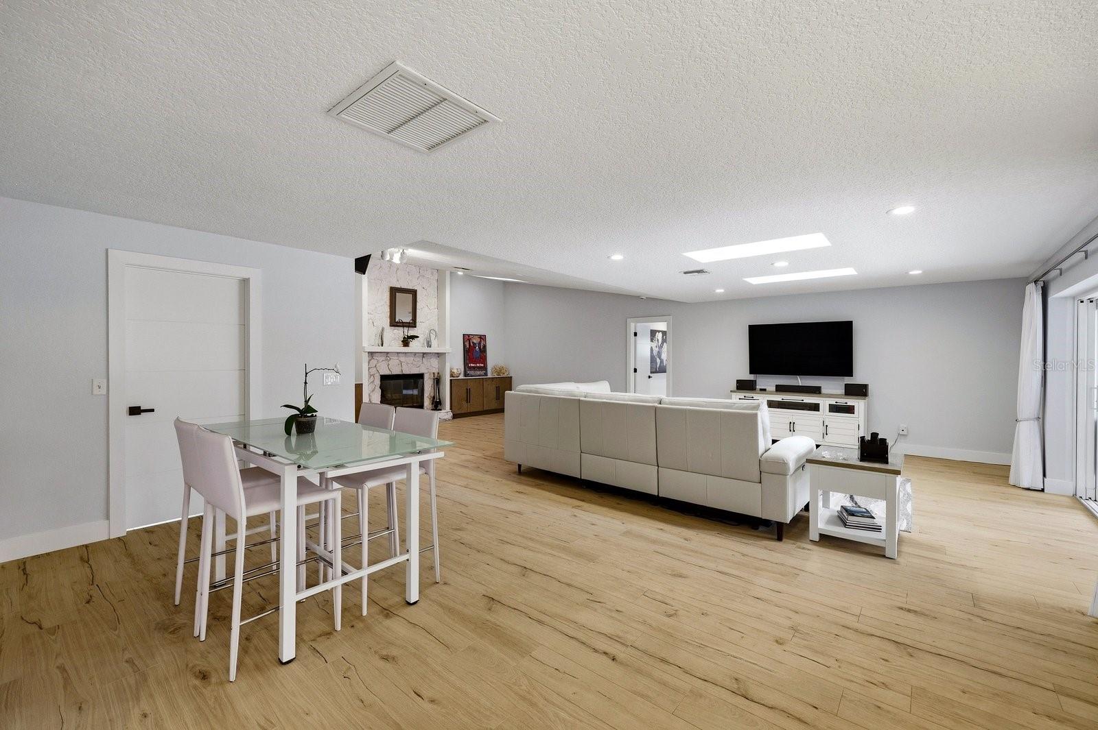 FEATHER SOUND CUSTOM HOME SITE UNIT 1 LOT 45 - Residential