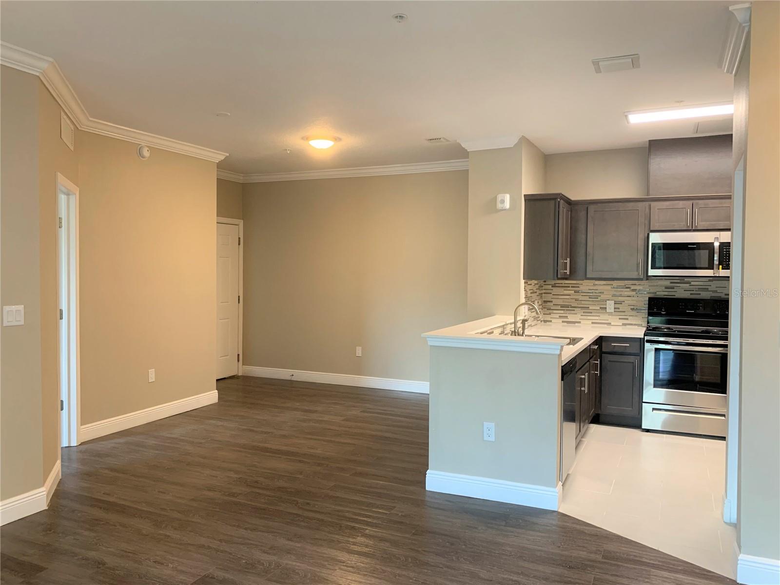 ALLEGRO PALM A CONDO - Residential Lease