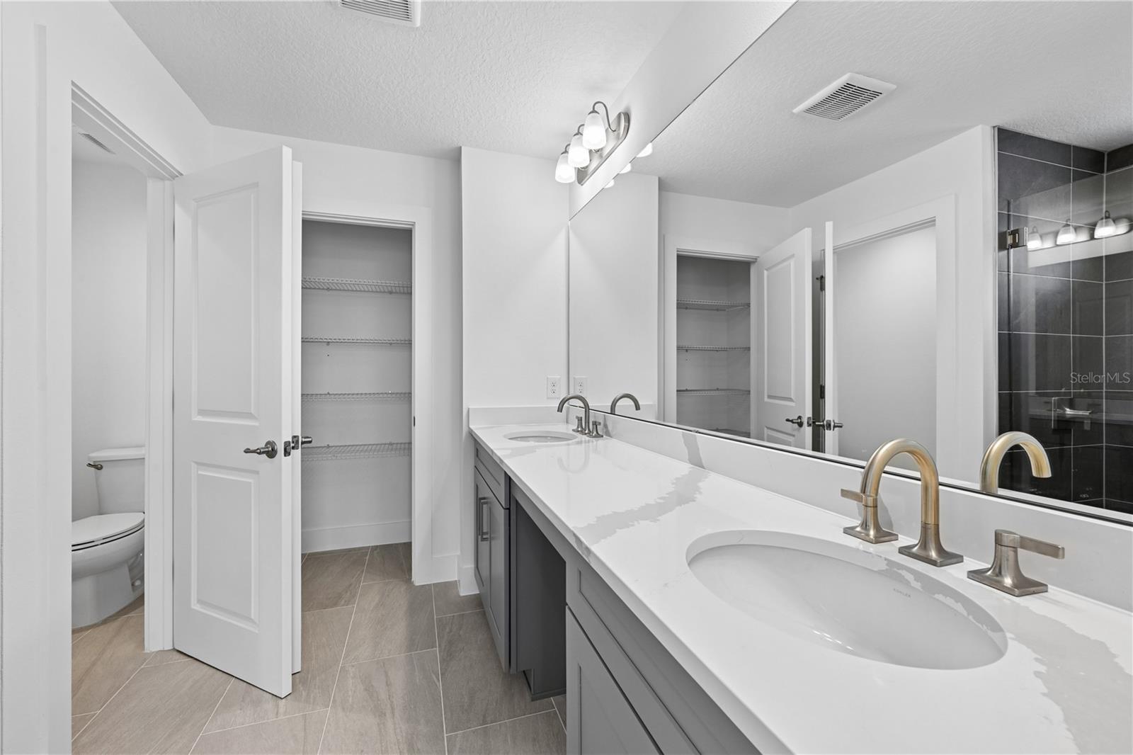 BRONSON PEAK - Residential
