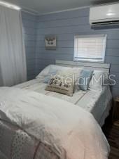 SUNNY SHORES TRAILER COM - Residential