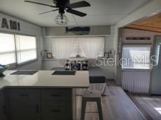 SUNNY SHORES TRAILER COM - Residential