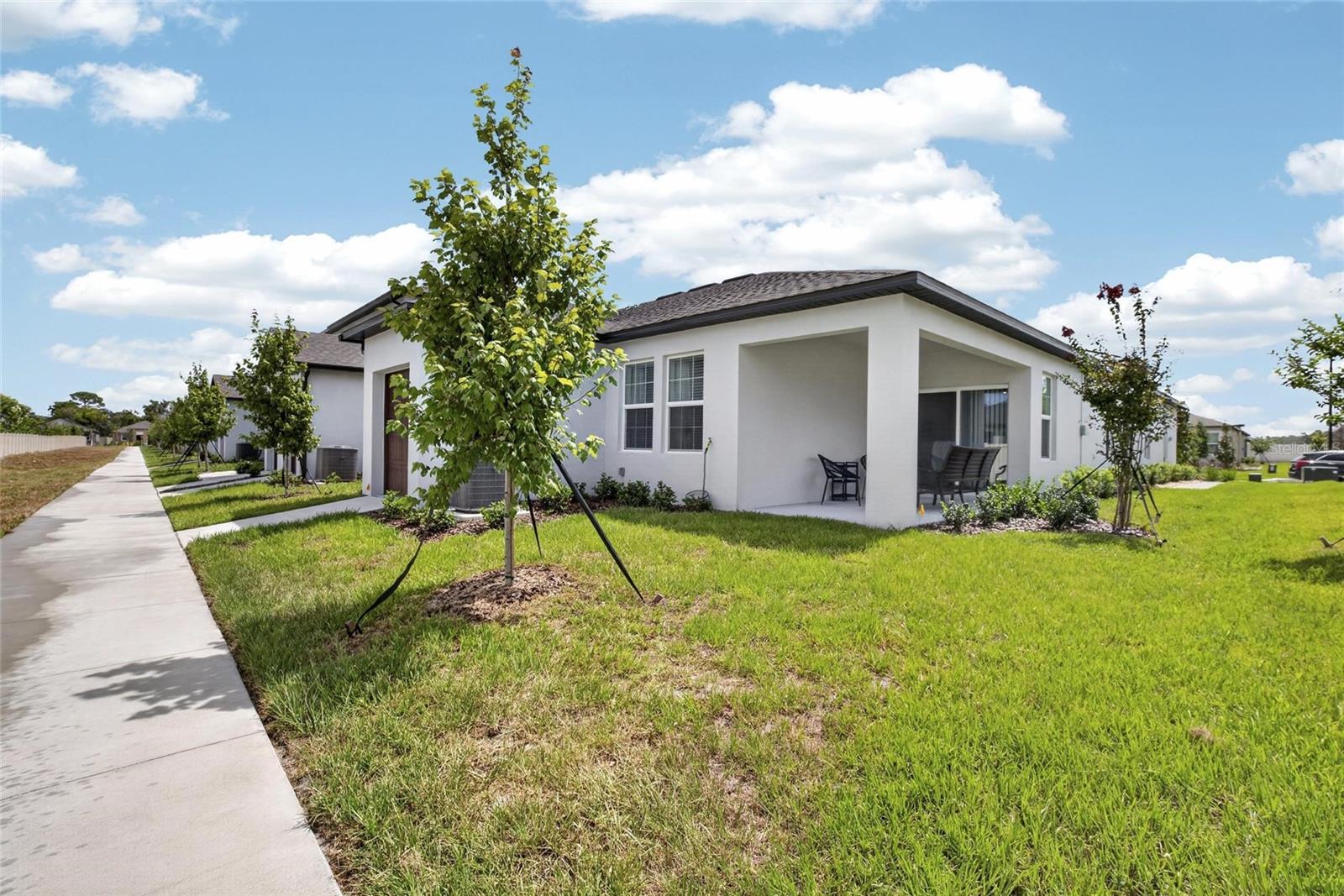NEW PORT CORNERS PH 1B-1 - Residential Lease