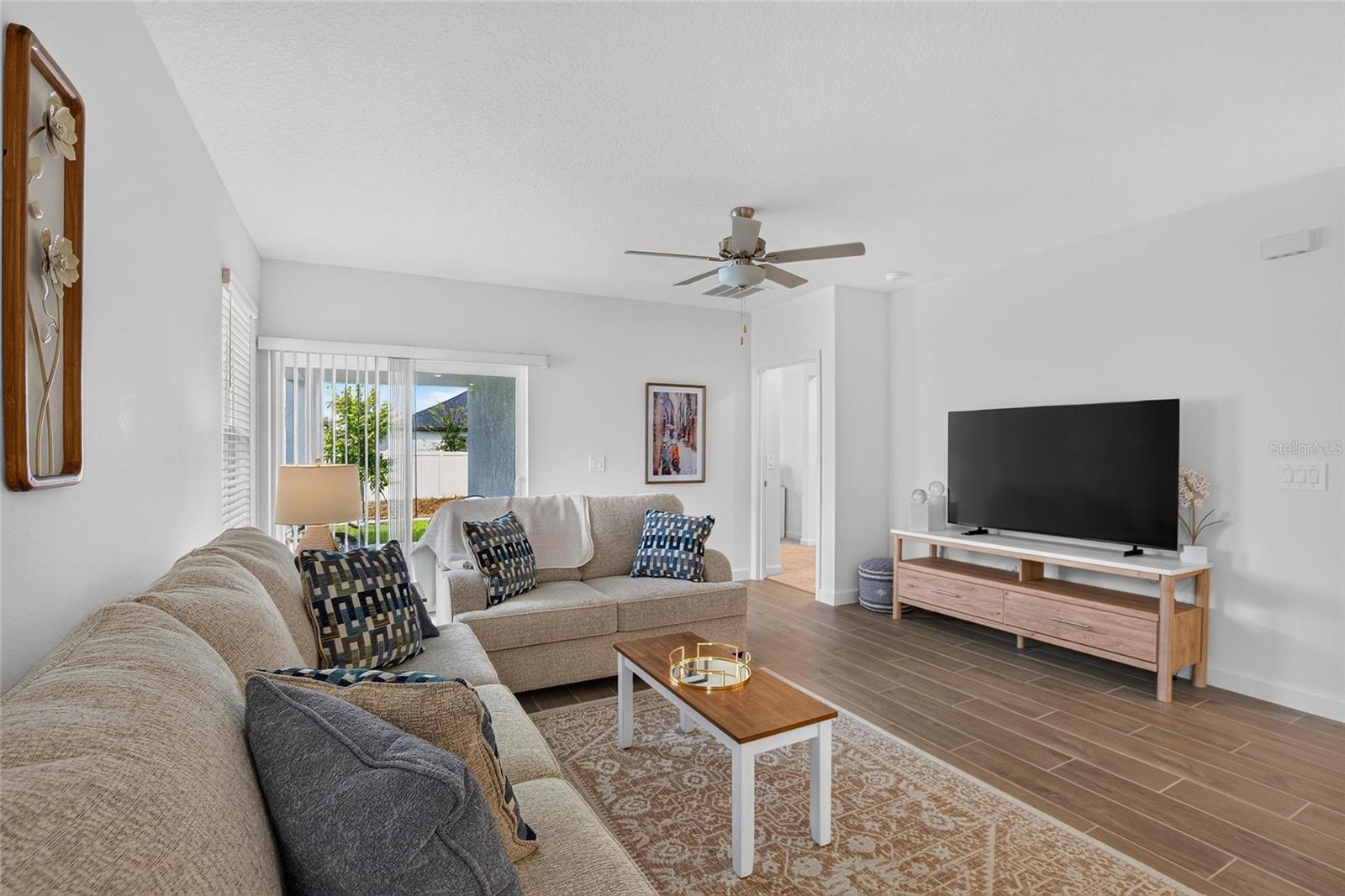 NEW PORT CORNERS PH 1B-1 - Residential Lease