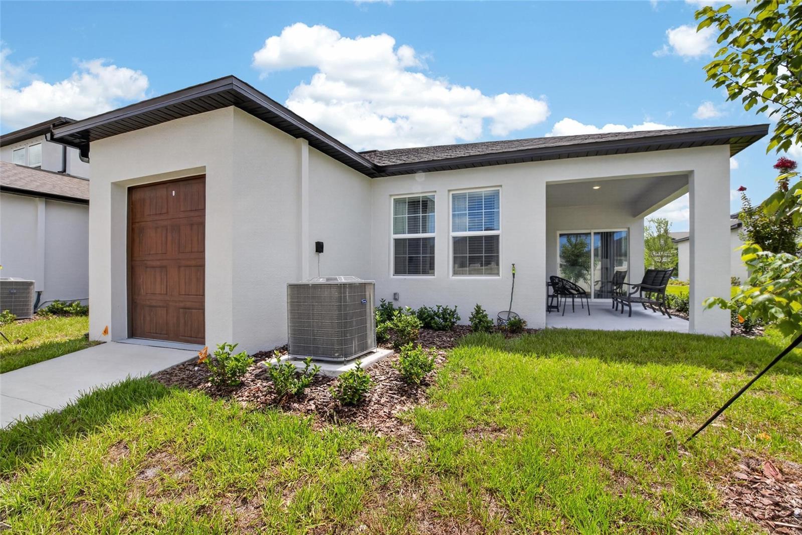 NEW PORT CORNERS PH 1B-1 - Residential Lease