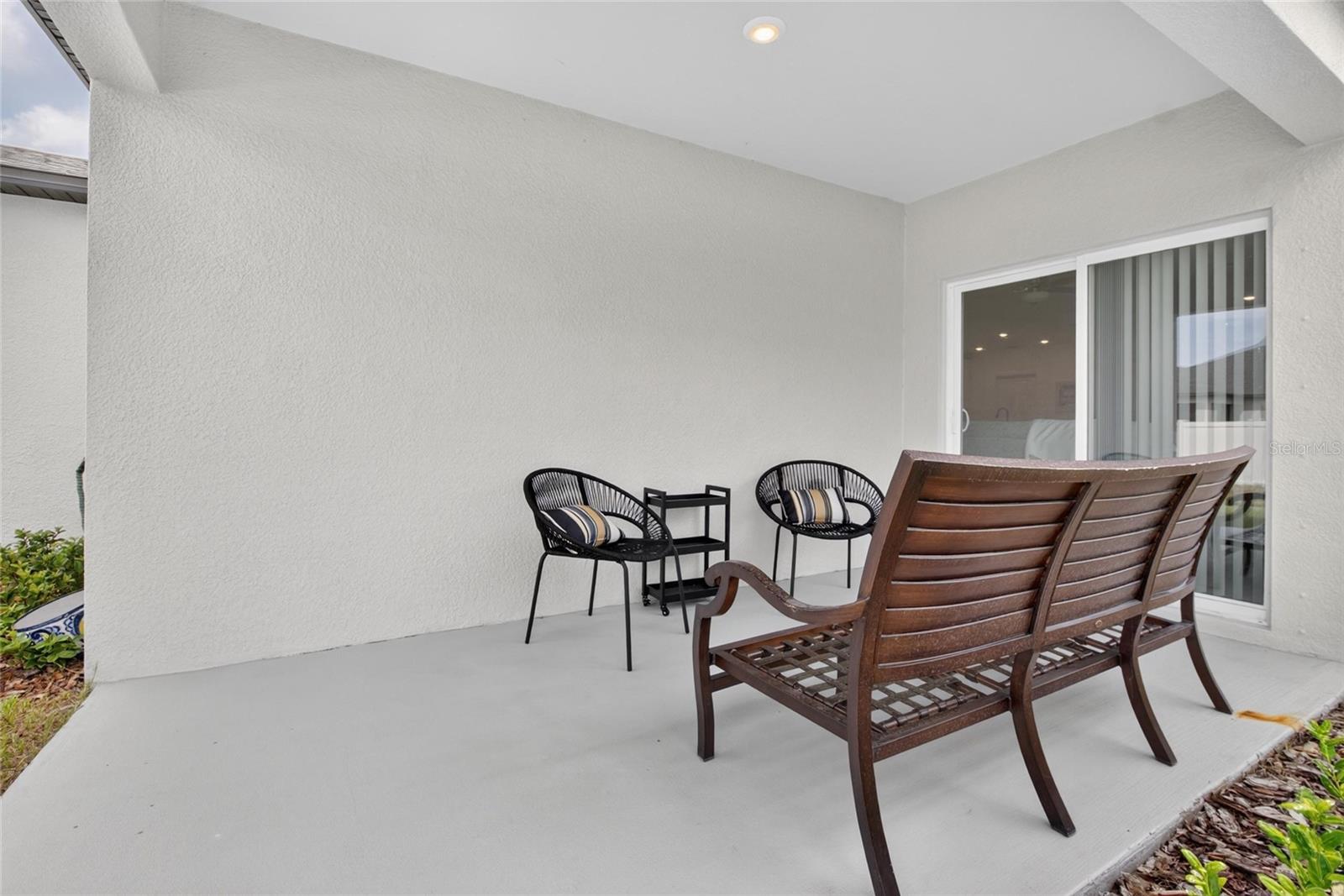 NEW PORT CORNERS PH 1B-1 - Residential Lease