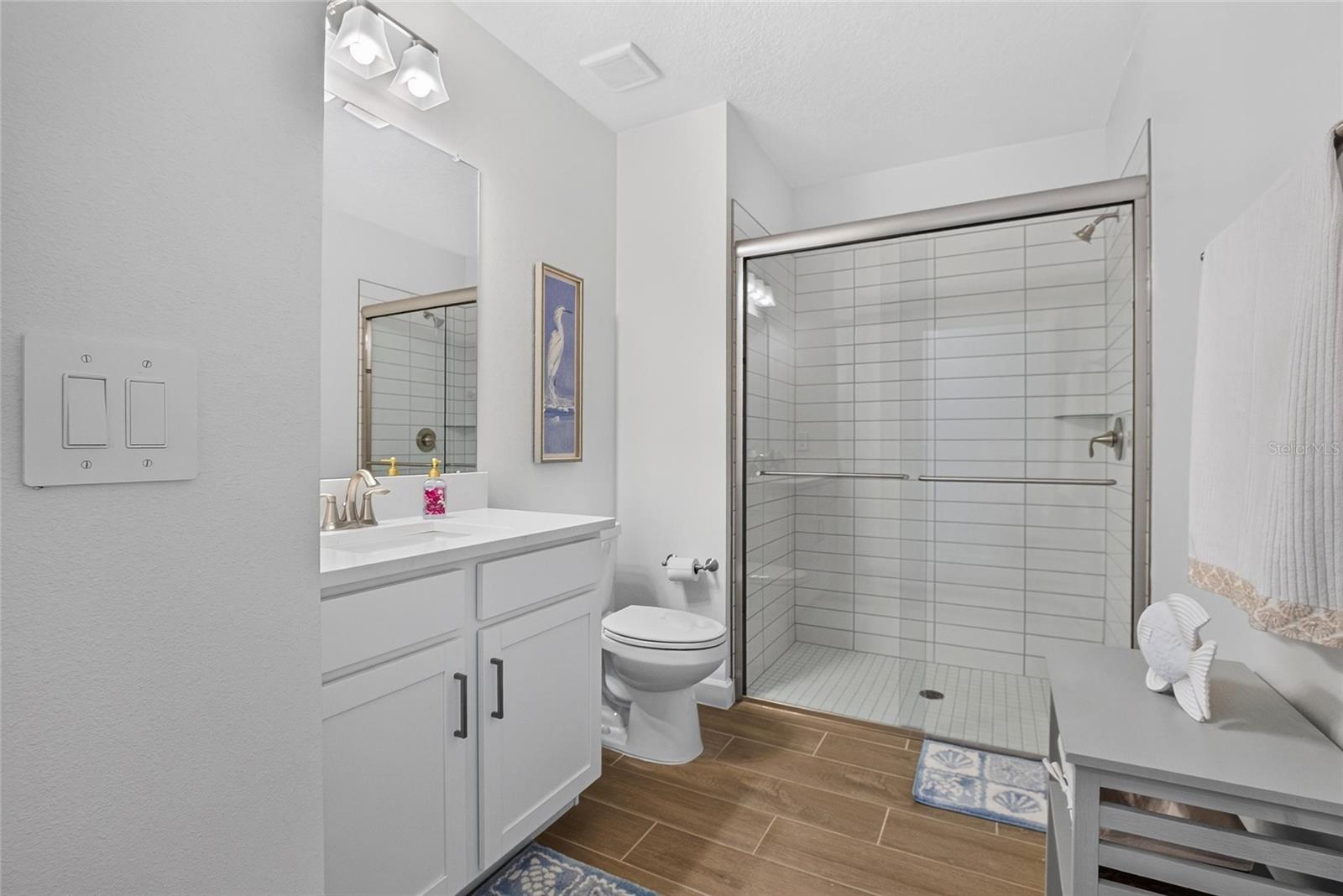 NEW PORT CORNERS PH 1B-1 - Residential Lease