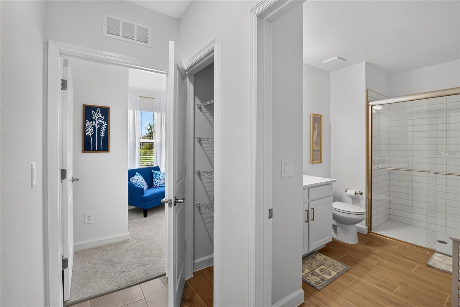 NEW PORT CORNERS PH 1B-1 - Residential Lease