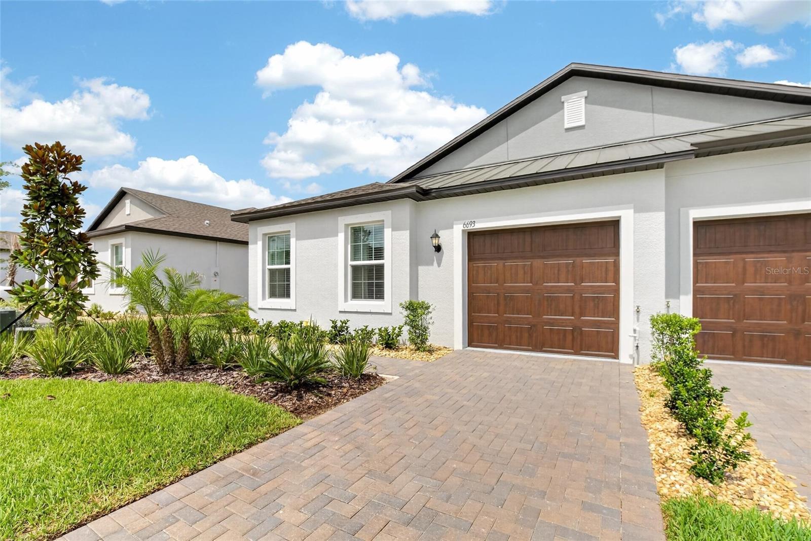 NEW PORT CORNERS PH 1B-1 - Residential Lease