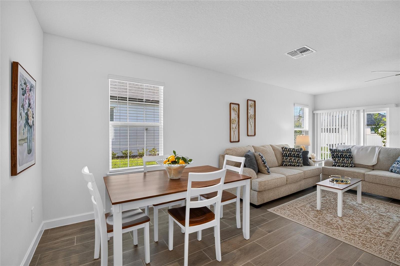 NEW PORT CORNERS PH 1B-1 - Residential Lease