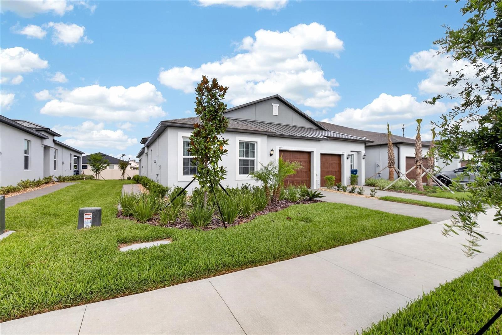 NEW PORT CORNERS PH 1B-1 - Residential Lease