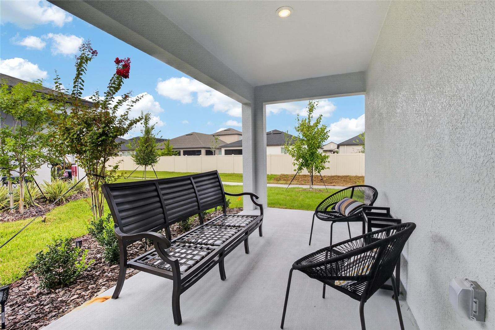 NEW PORT CORNERS PH 1B-1 - Residential Lease