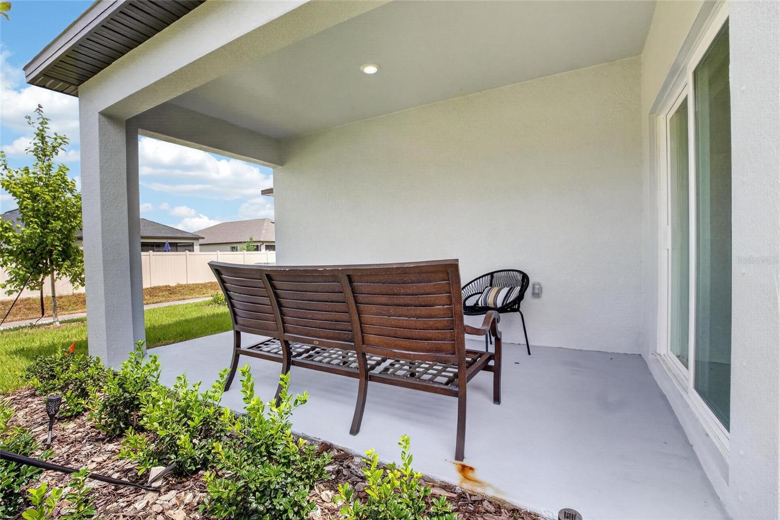 NEW PORT CORNERS PH 1B-1 - Residential Lease