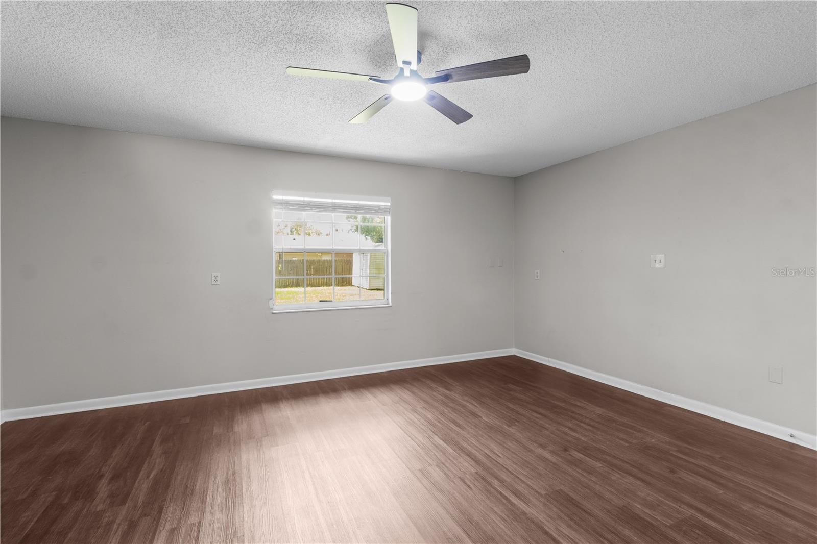 SUMMIT RIDGE - Residential