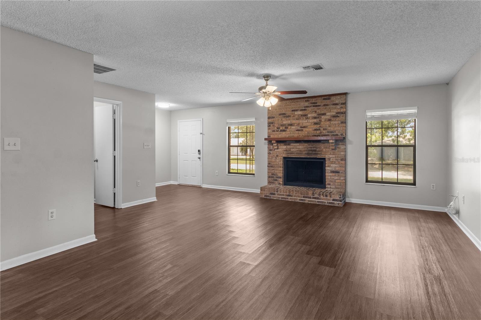 SUMMIT RIDGE - Residential