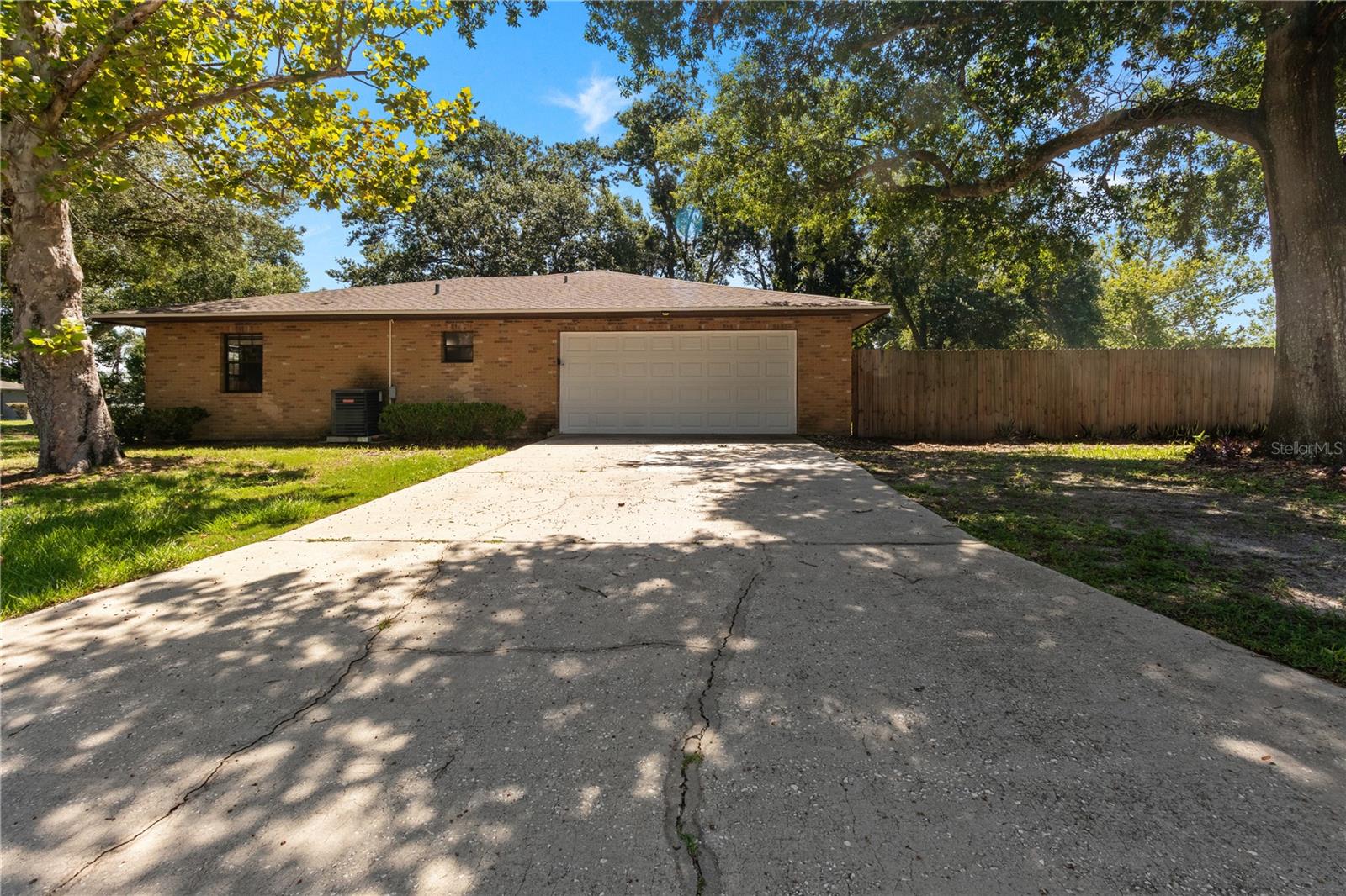 SUMMIT RIDGE - Residential
