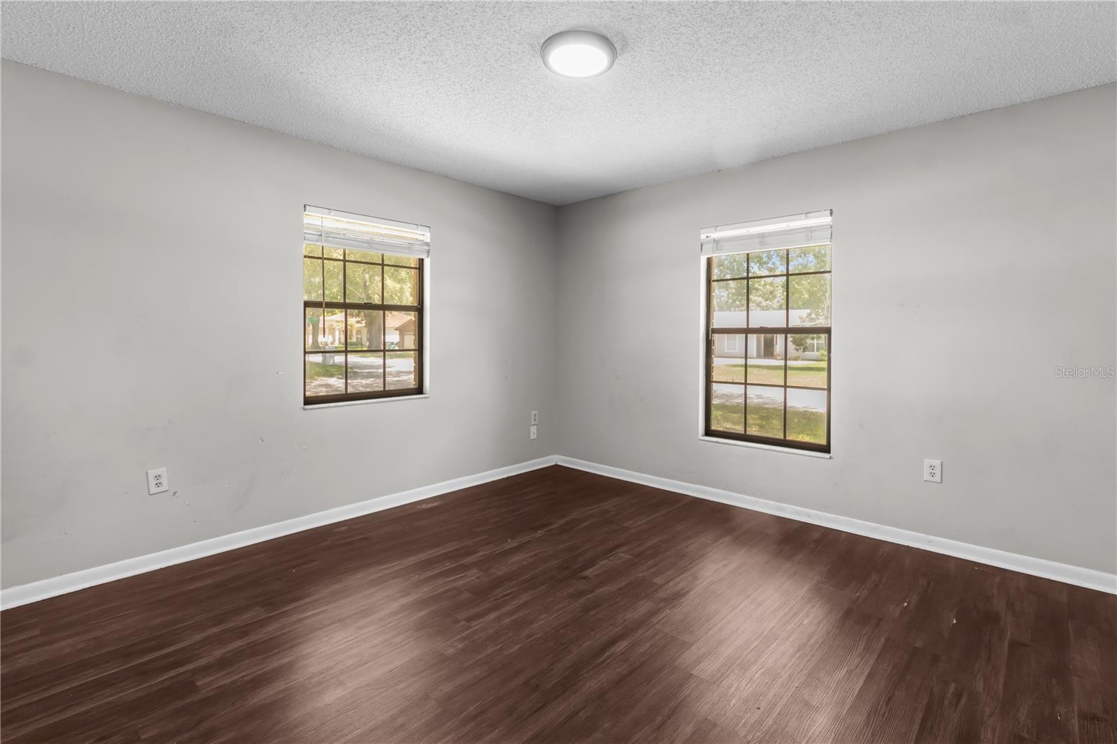 SUMMIT RIDGE - Residential