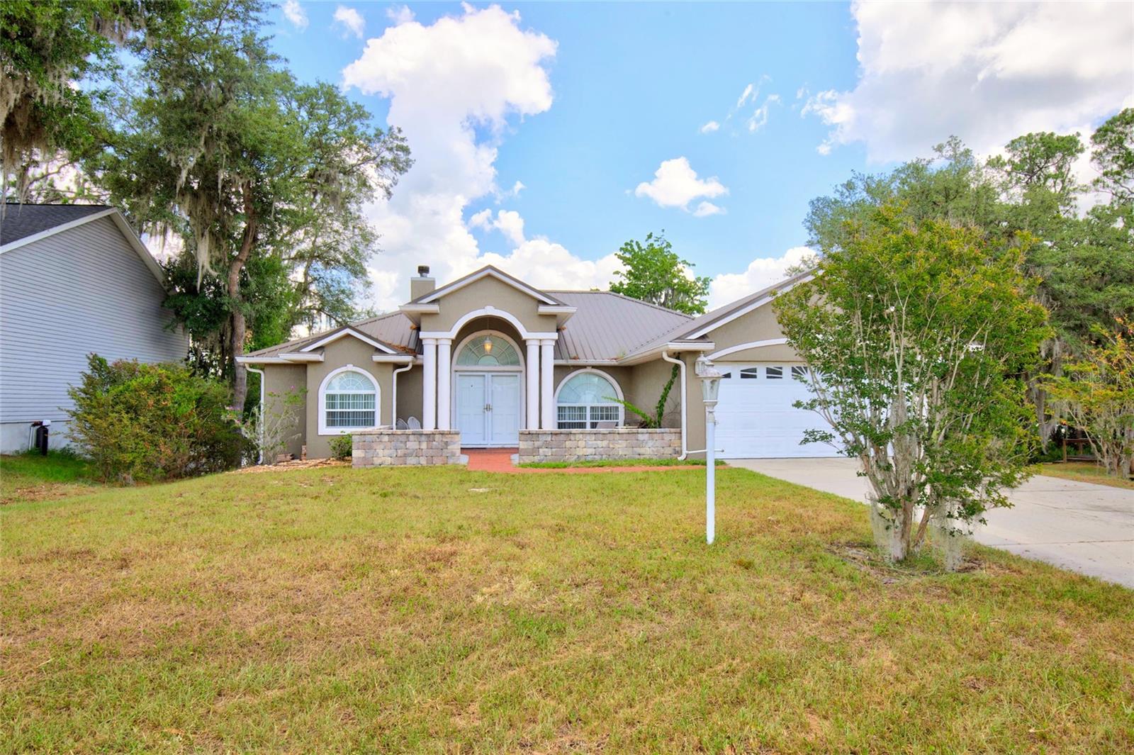 TRAILS EAST - Residential
