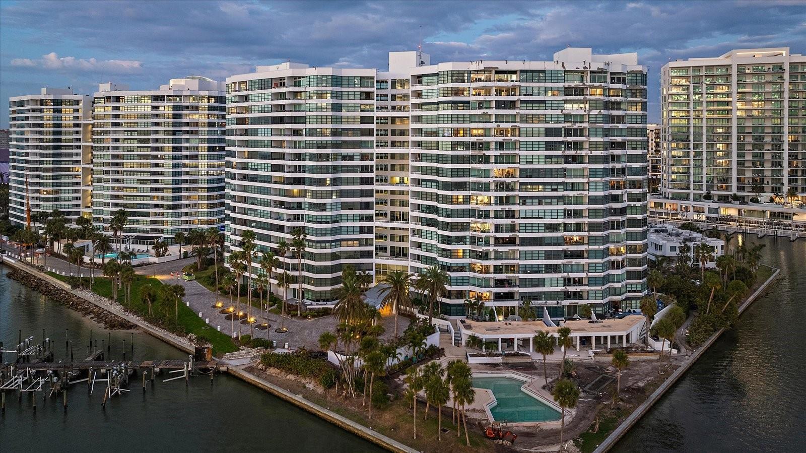 CONDO ON THE BAY TOWER I - Residential