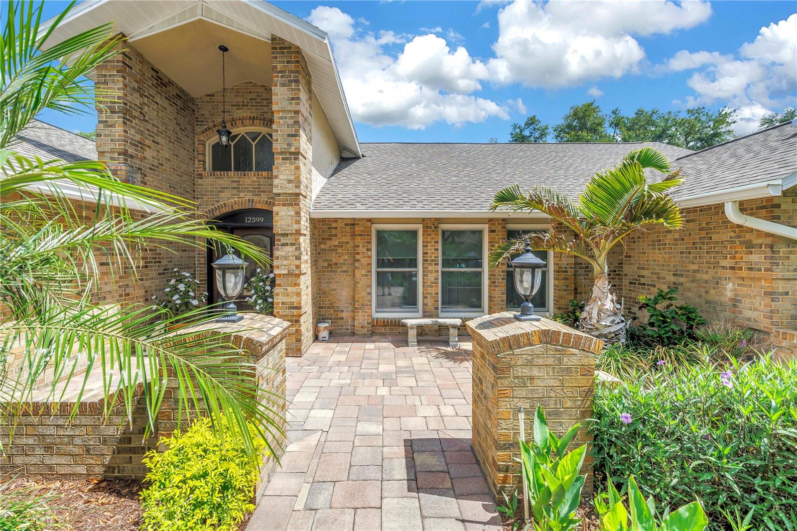 WINDTREE OAKS - Residential