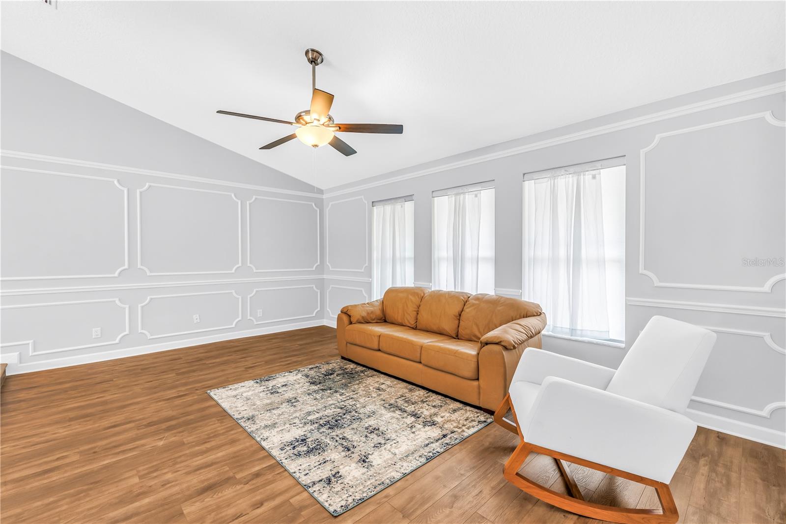 WINDTREE OAKS - Residential