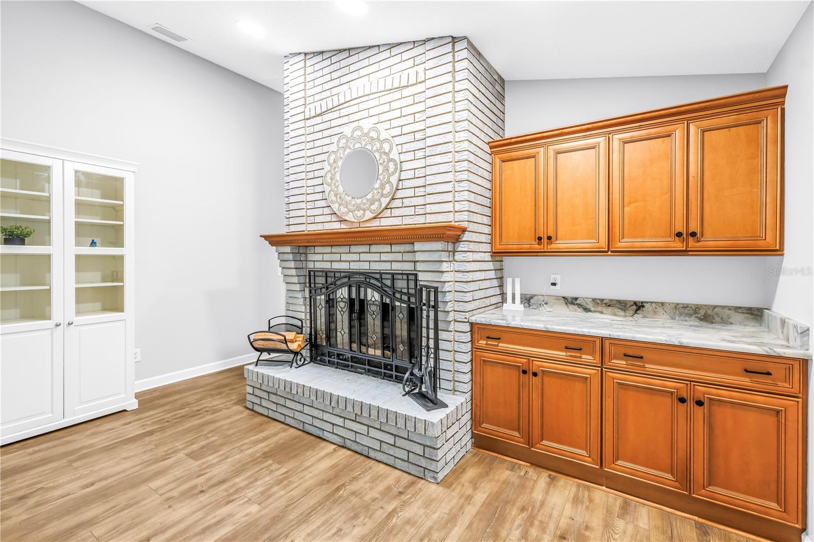 WINDTREE OAKS - Residential