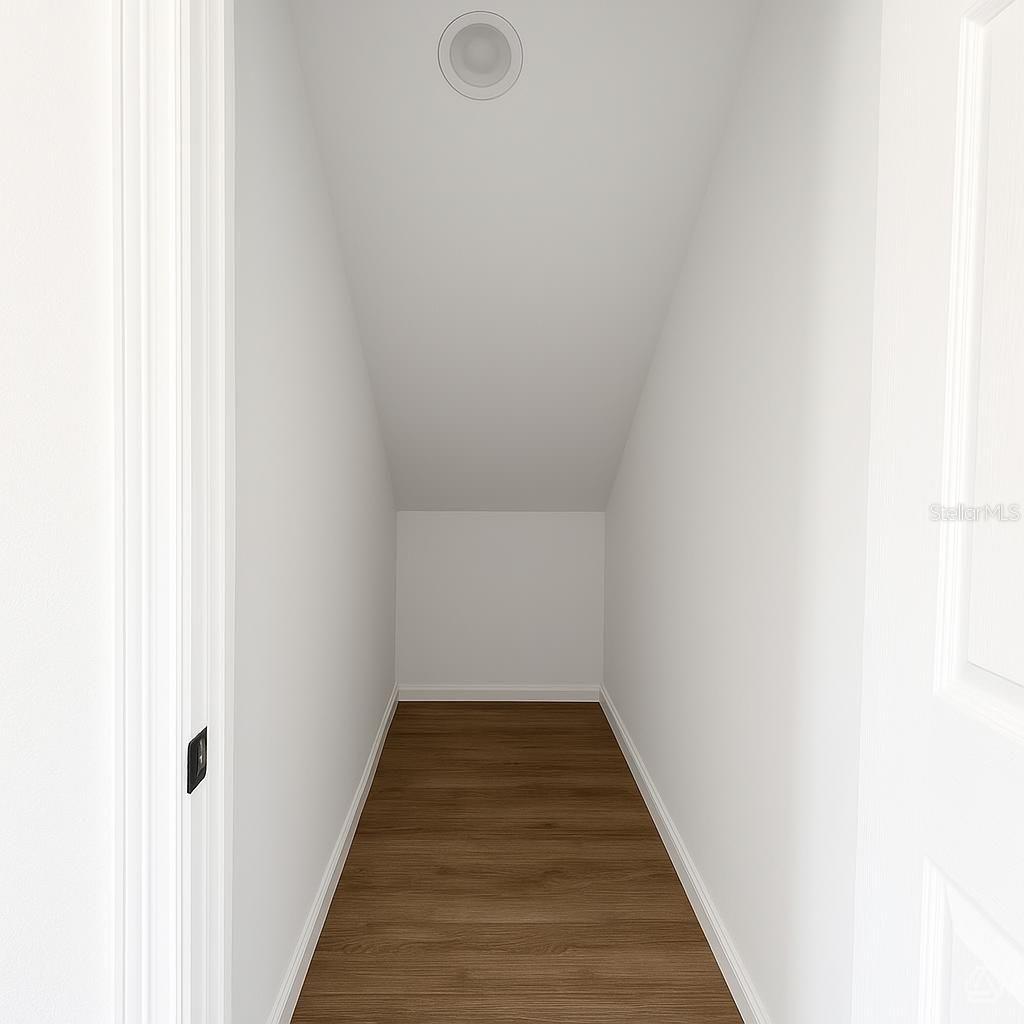 BROADLEAF - Residential