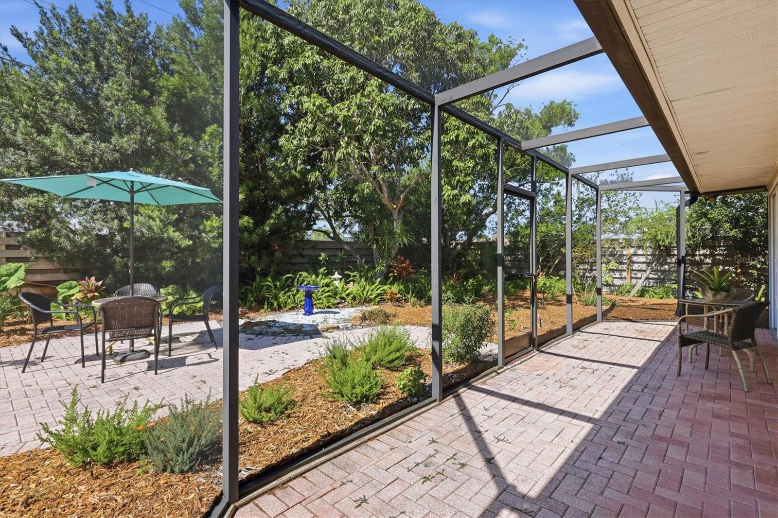 FRST LAKES COUNTRY CLUB ESTATES - Residential