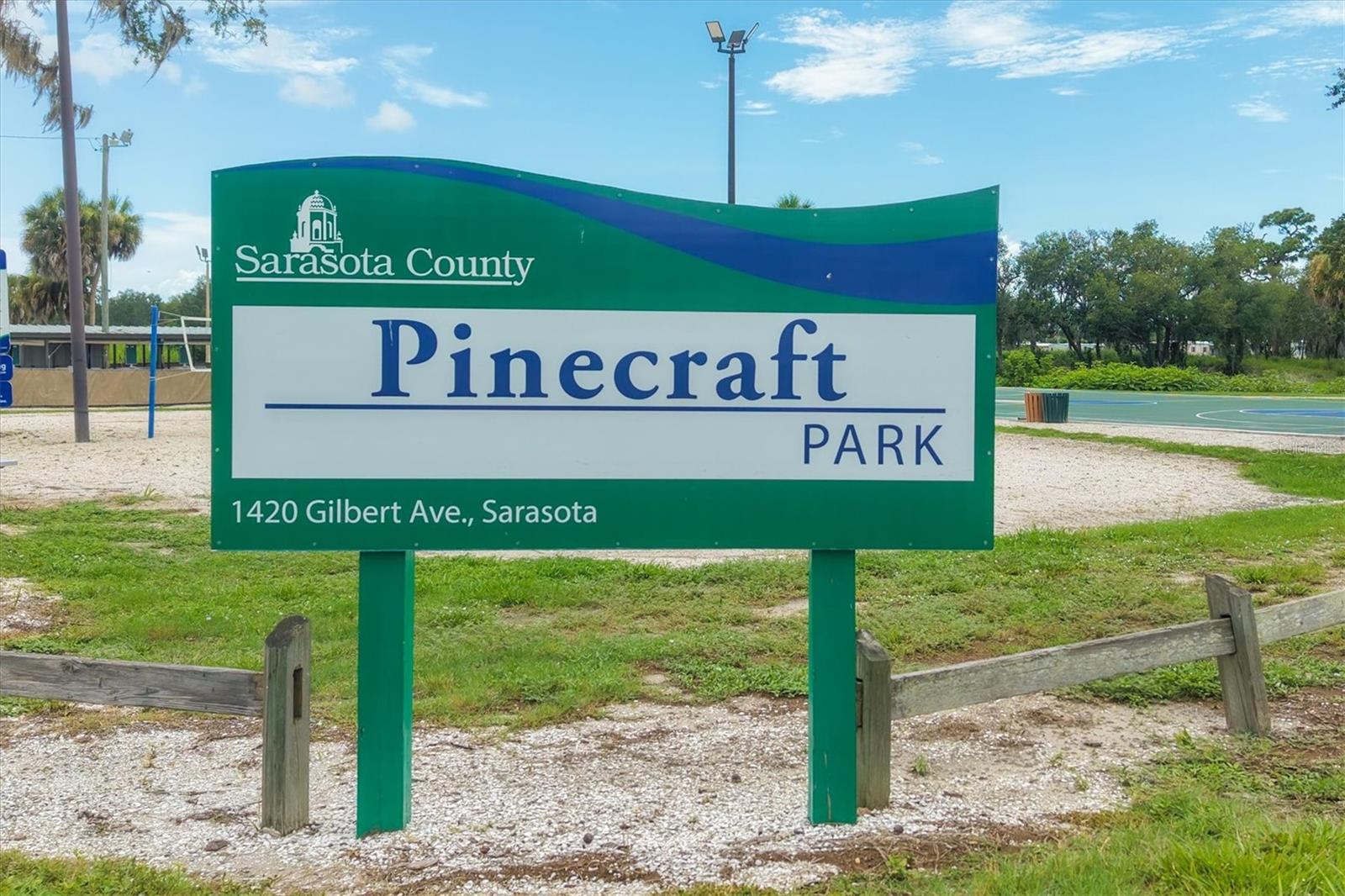 FRST LAKES COUNTRY CLUB ESTATES - Residential