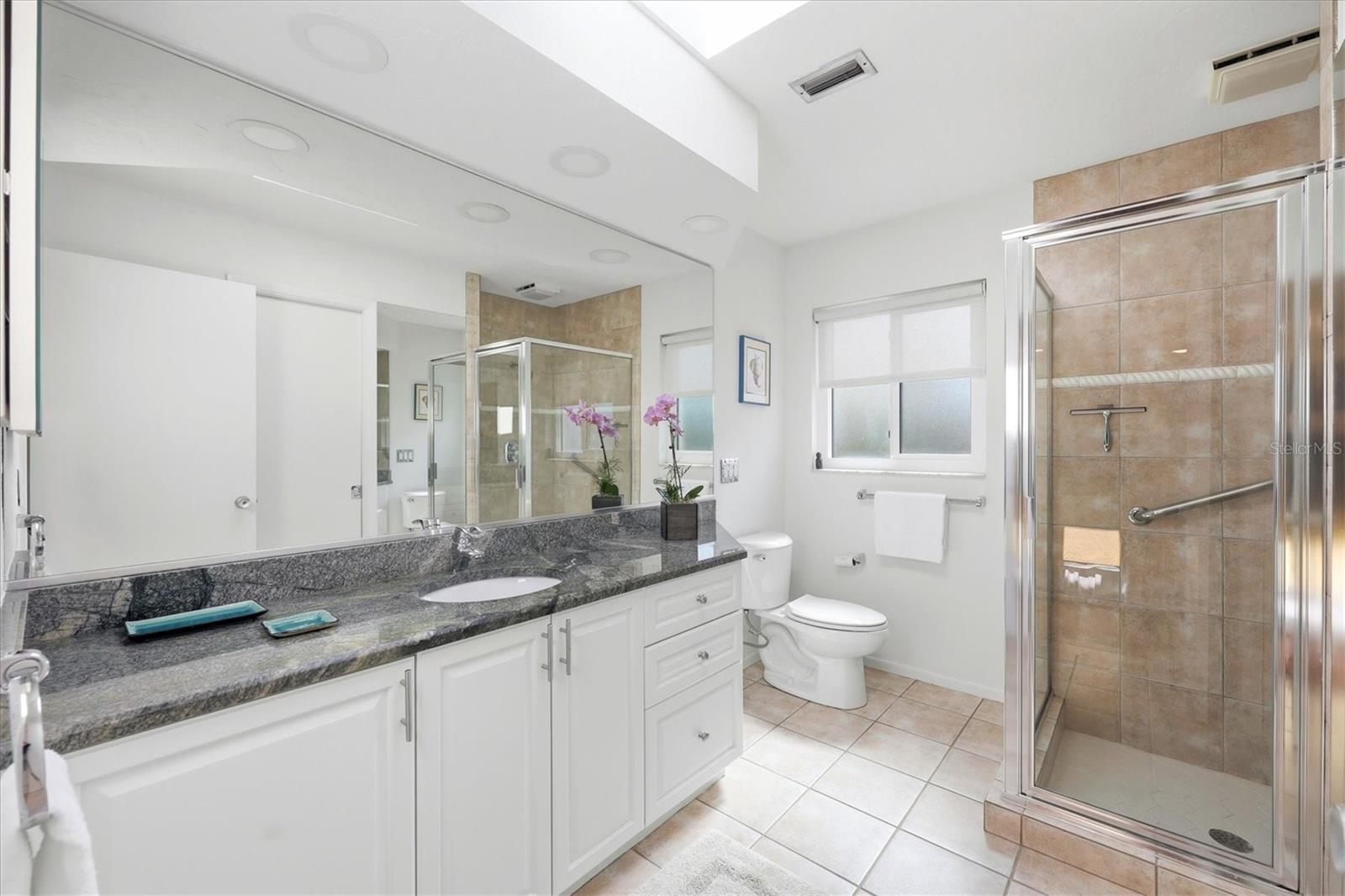 FRST LAKES COUNTRY CLUB ESTATES - Residential