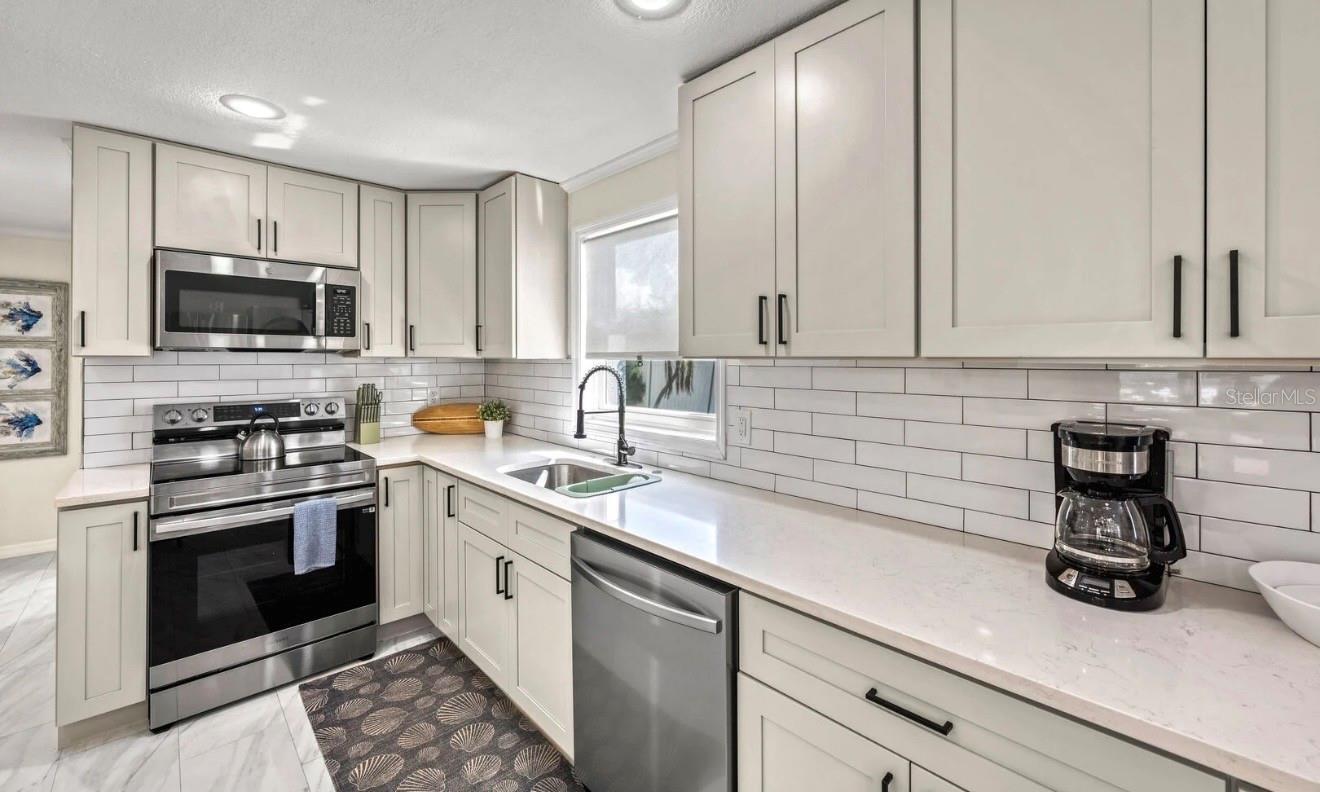 LONGBOAT KEY - Residential