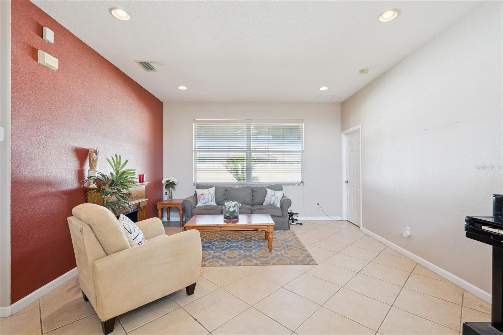 WINDSOR POINT PH 2 - Residential
